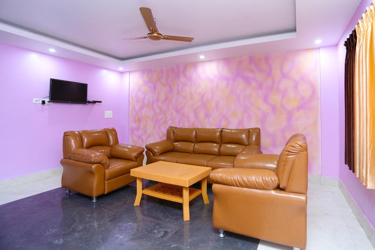 Krishna Residency Puri Exterior photo