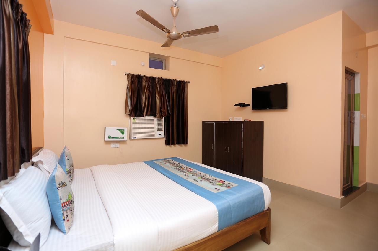 Krishna Residency Puri Exterior photo